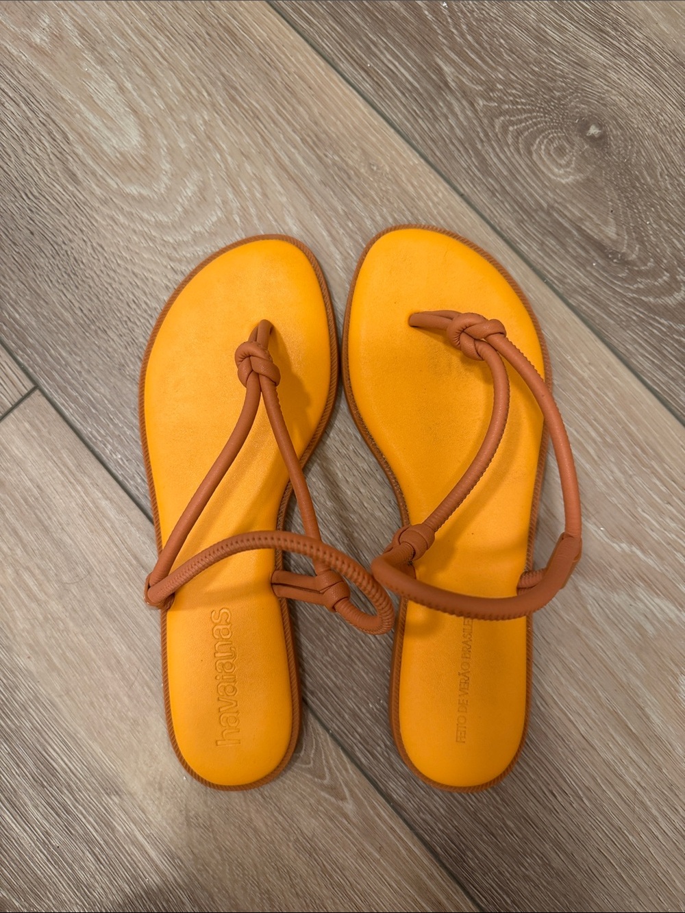 Havaianas Women's Orange Toe-Knot Sandals with Tan Straps